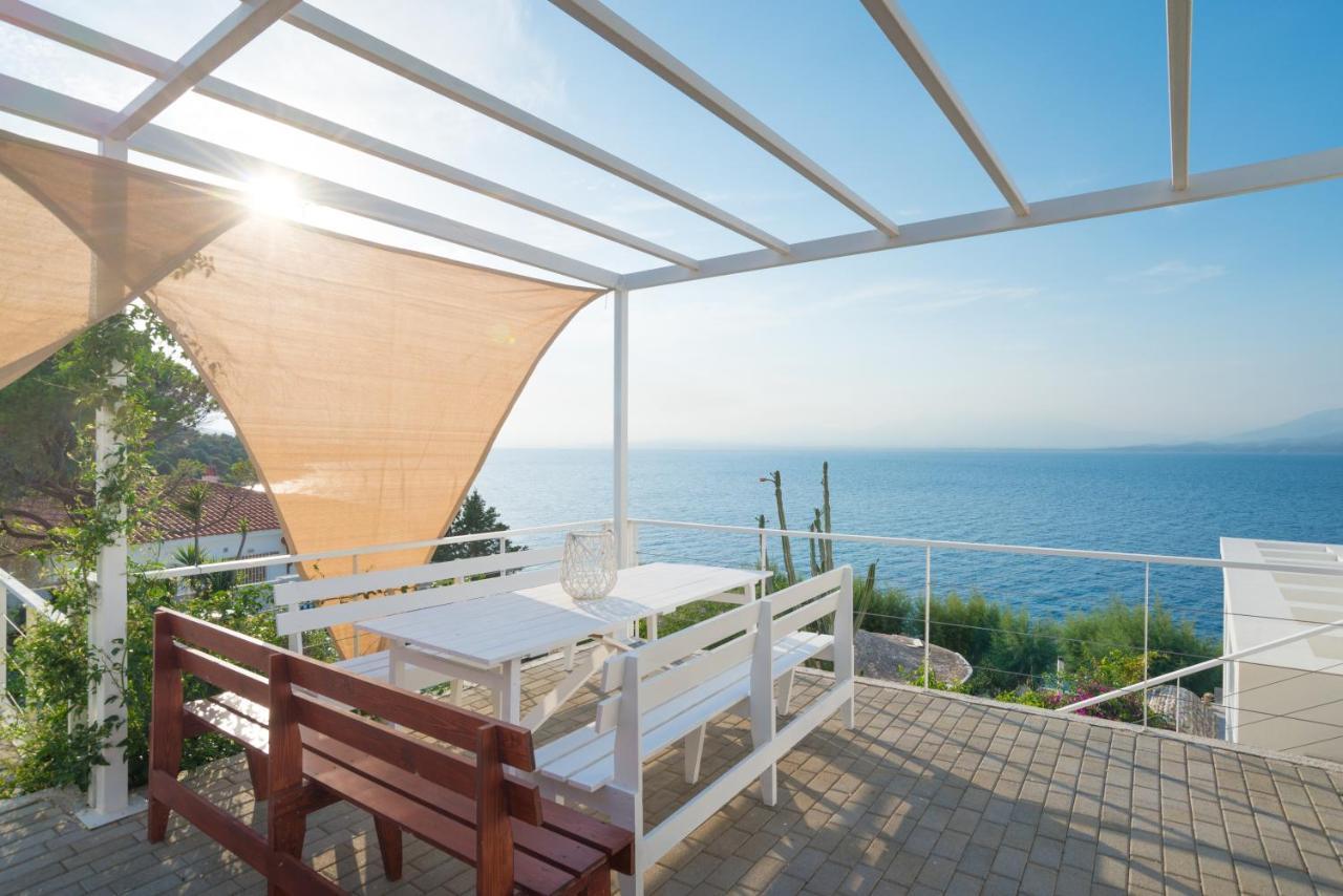 Epipleon Suites Agioi Apostoloi  Exterior photo