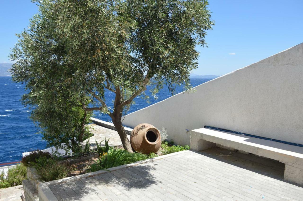 Epipleon Suites Agioi Apostoloi  Exterior photo